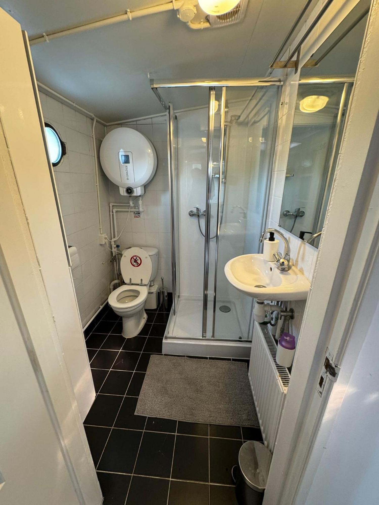 فندق Prague On Boat, Privat Pier, Free Parking المظهر الخارجي الصورة